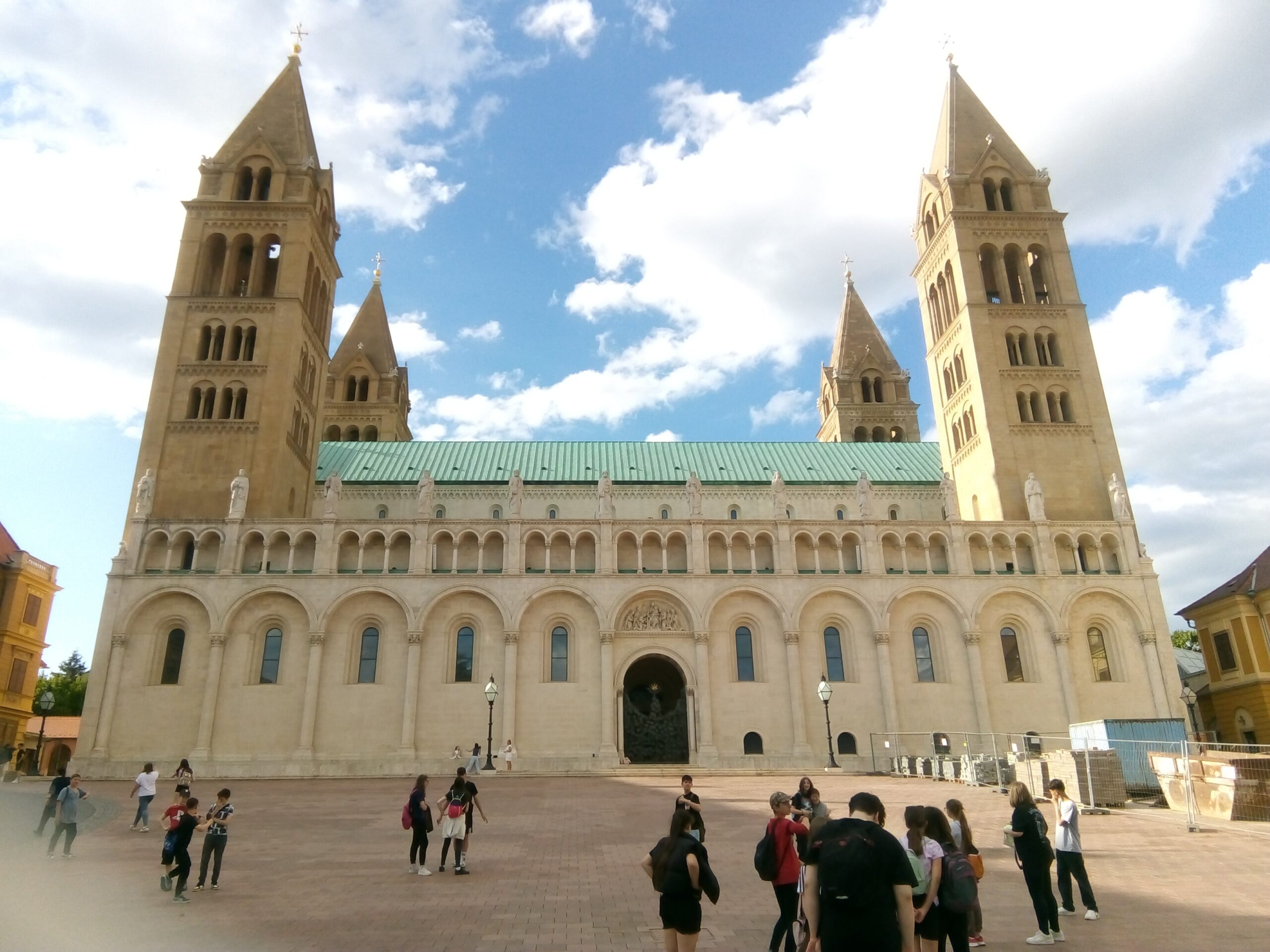 292f51b4-b22f-4bc0-862a-263d3d672495