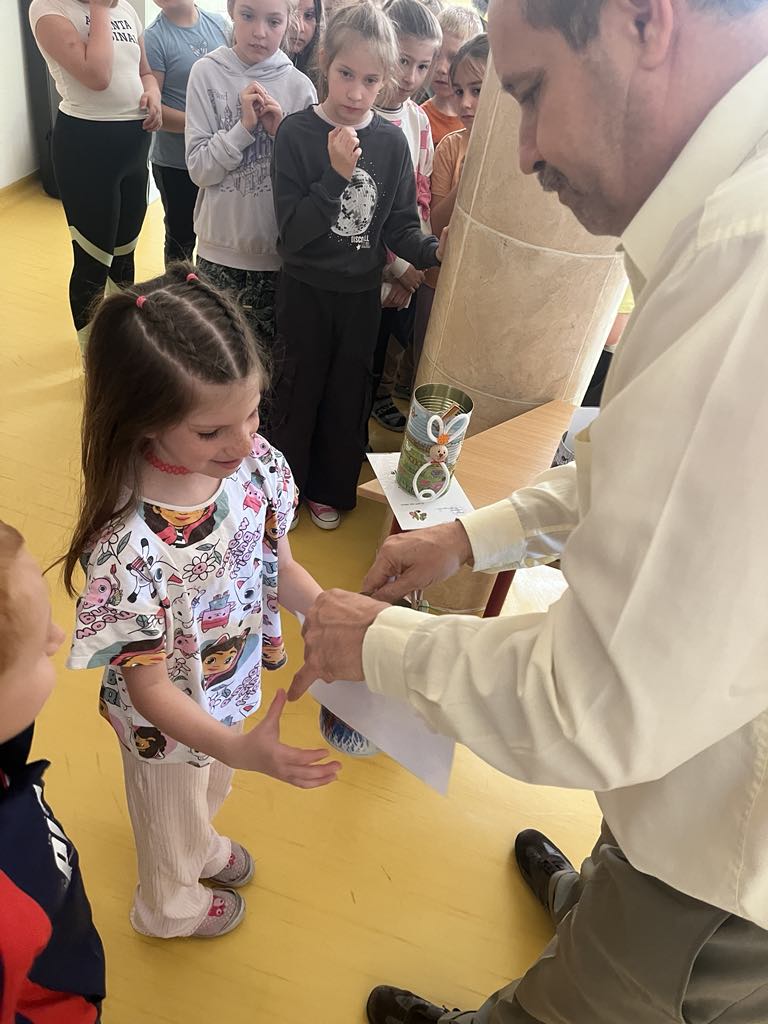 c4569bc4-4f0a-4bcf-b184-e138dde6f50a