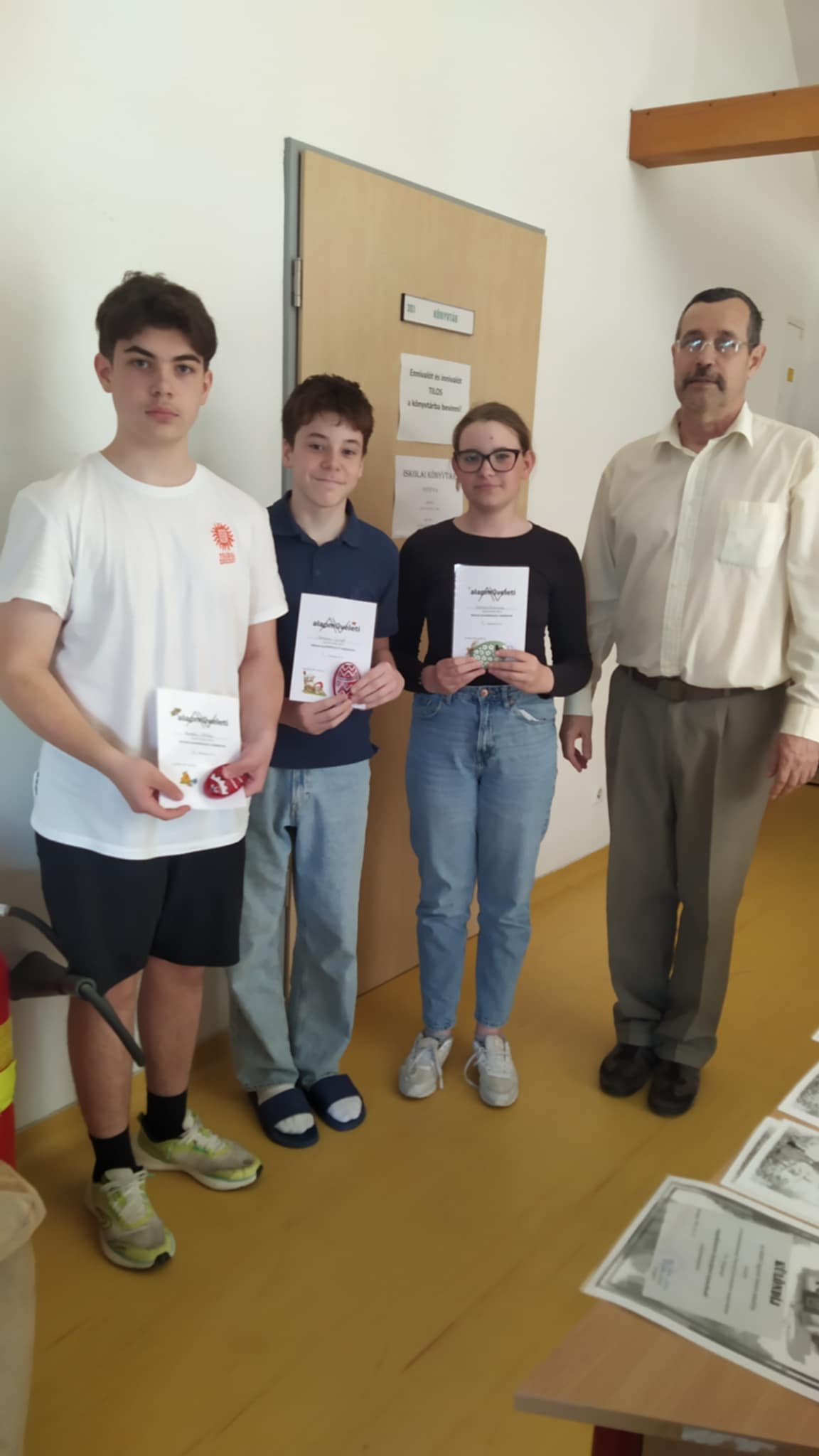 f76bdaa4-64c6-4050-9b7f-29c2697243eb