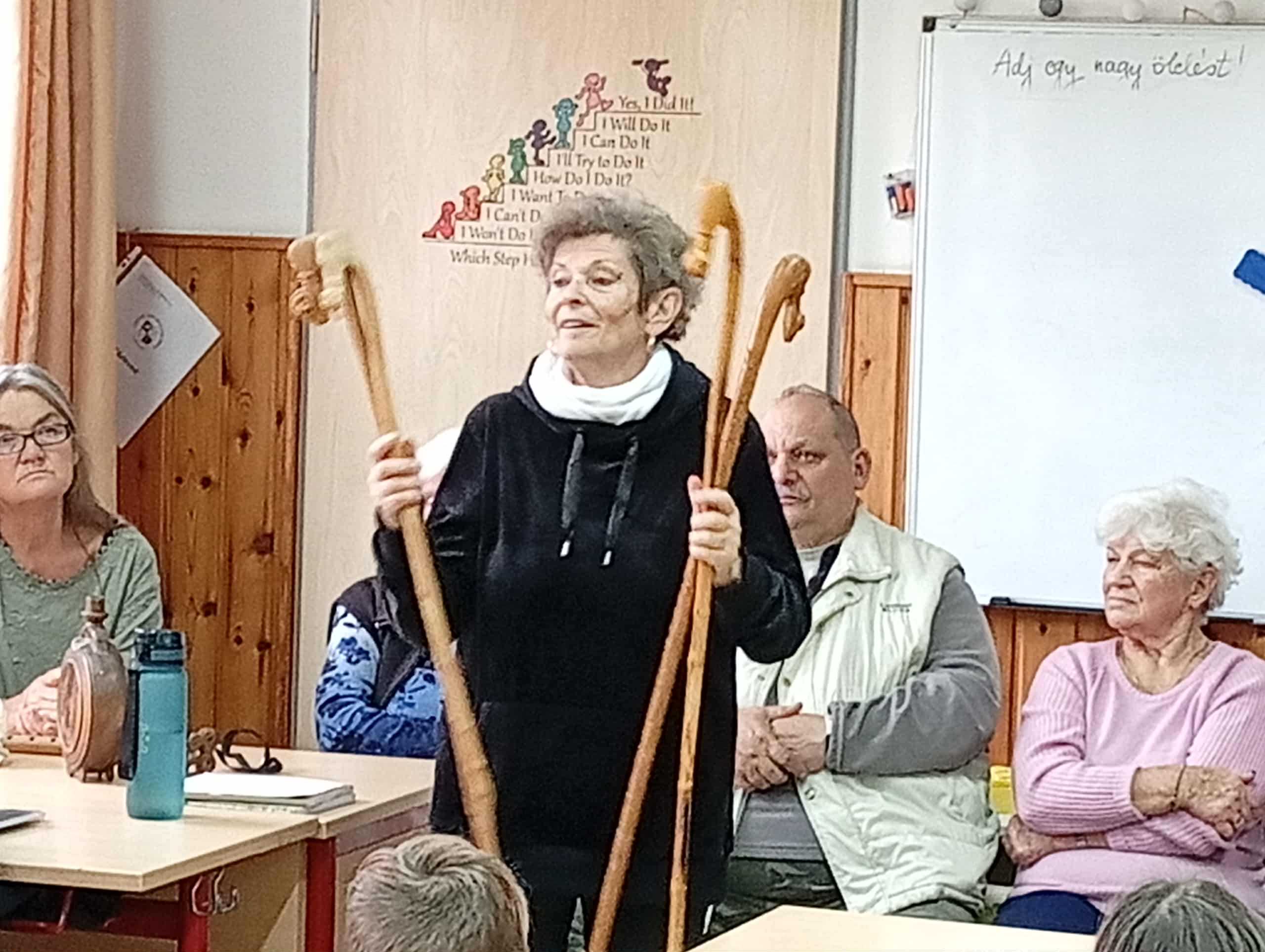 b69a8ab8-7861-475e-a6e3-55c32970f895